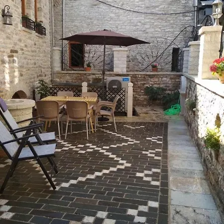 Hotel Argjiro Traditional 4*