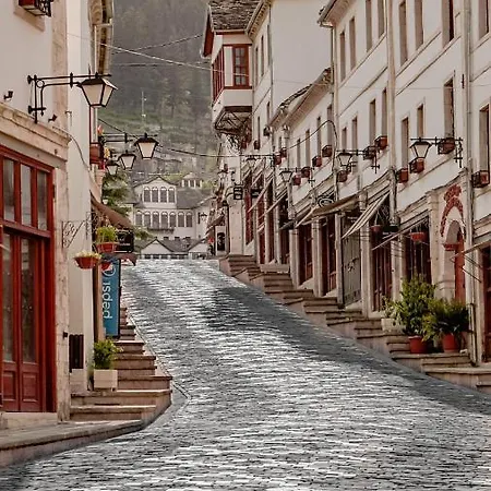 Hotel Argjiro Traditional Gjirokastër