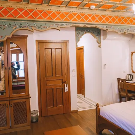 Отель Argjiro Traditional Гирокастра
