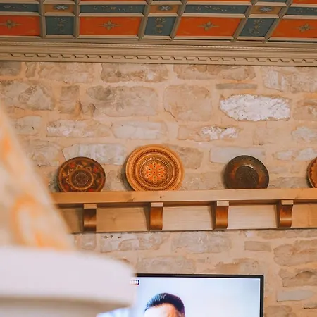 Argjiro Traditional Hotel 4*